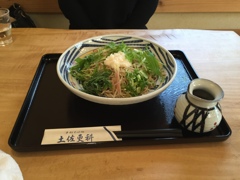 昼食　蕎麦