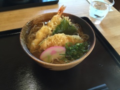 昼食　蕎麦
