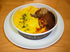 昼食　オムライス