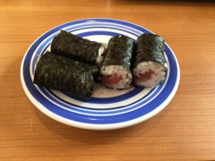 昼食　鉄火巻き