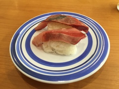 昼食　　ハマチ