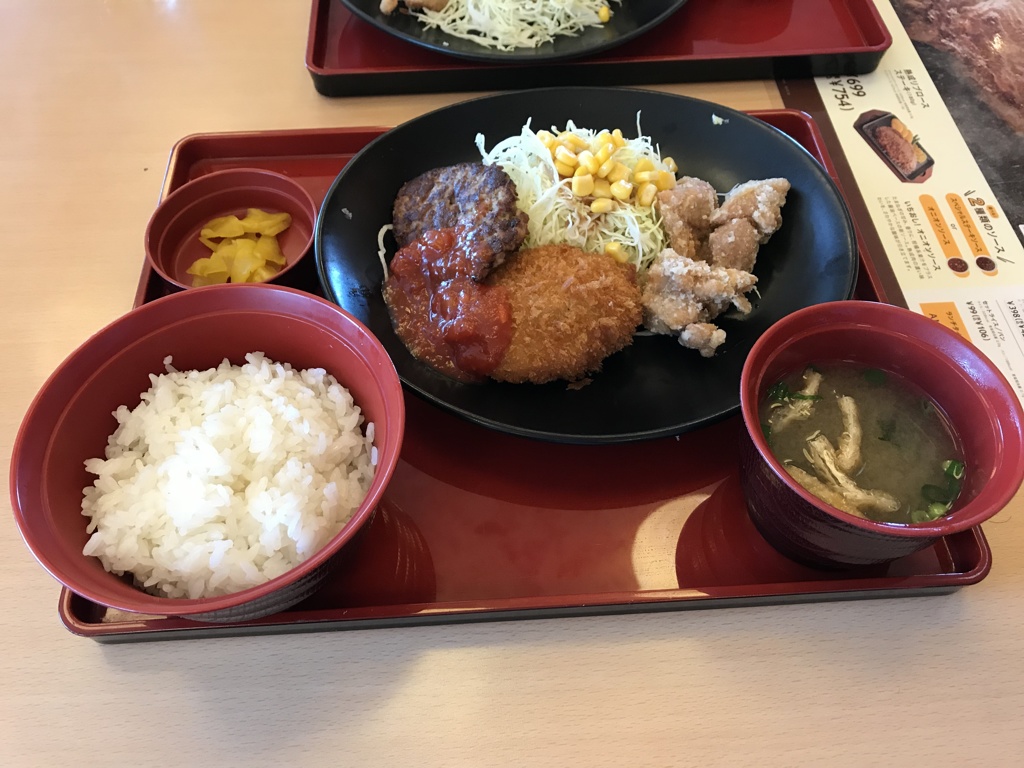 昼食　日替わり昼膳