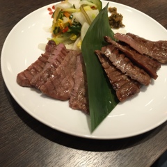 昼食　牛タン定食