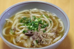 昼食　肉うどん