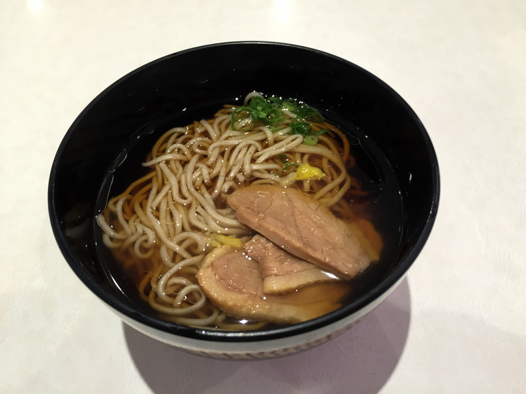 昼食　鴨そば