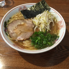 昼食　徳島風ラーメン