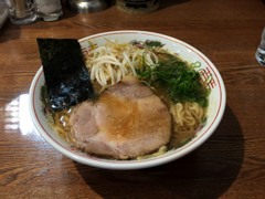 昼食　徳島風中華そば