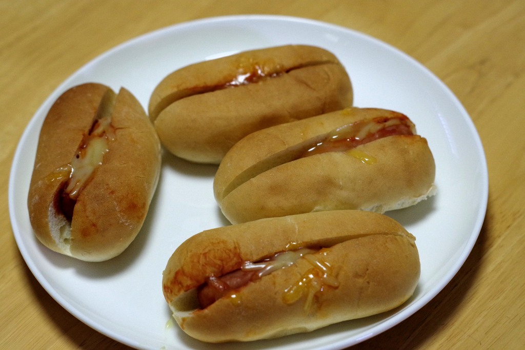 朝食　ホットドッグ