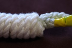 暇つぶし　自作のストレッチ用ロープ