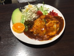 昼食　オムライス