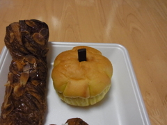 朝食用のパン