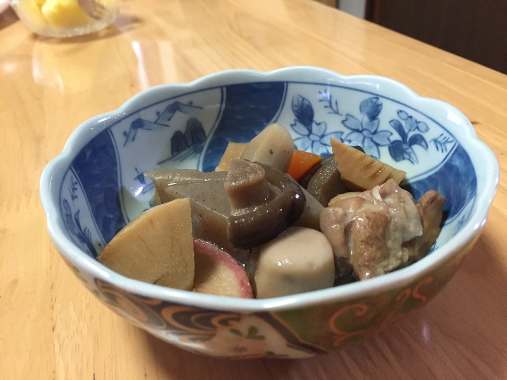 肴　　筑前煮
