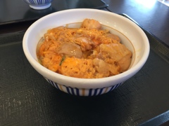 昼食　親子どんぶり
