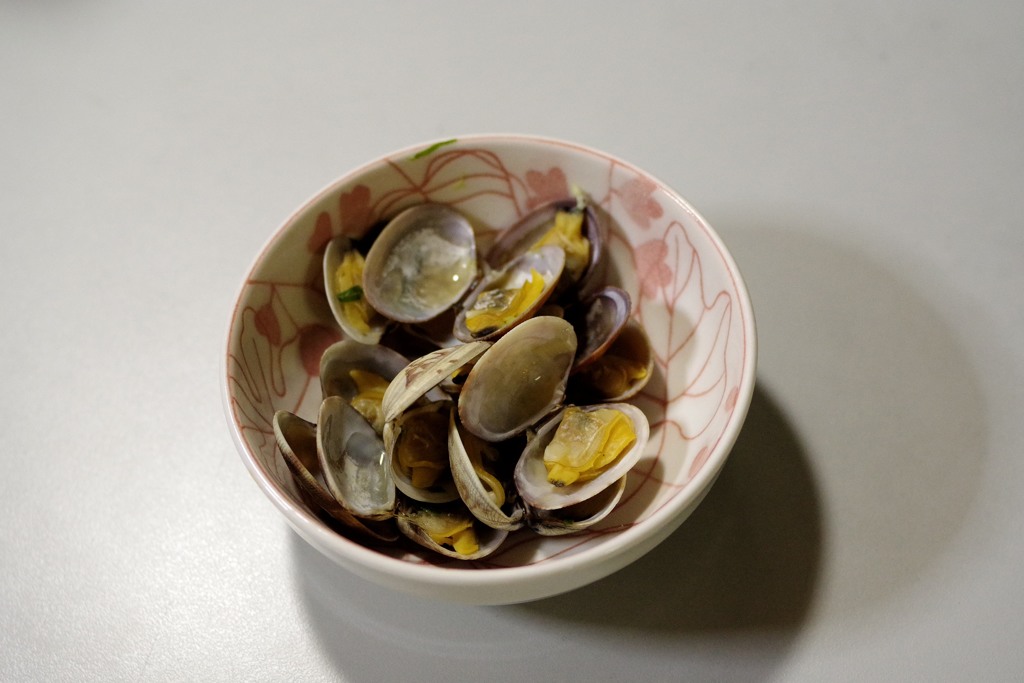 肴　アサリの酒蒸し