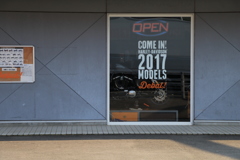 散歩中の　　バイク屋さん