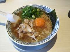 昼食　肉そば。