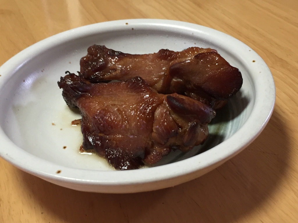 肴　　チキン