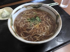昼食　かけそば