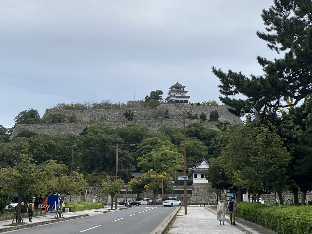 丸亀城