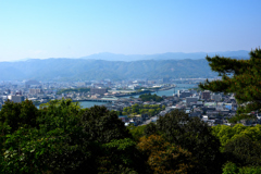 人混みを避けて　五台山から・・。
