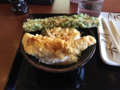 昼食　丸亀製麺で天丼