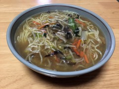 昼食　あんかけラーメン