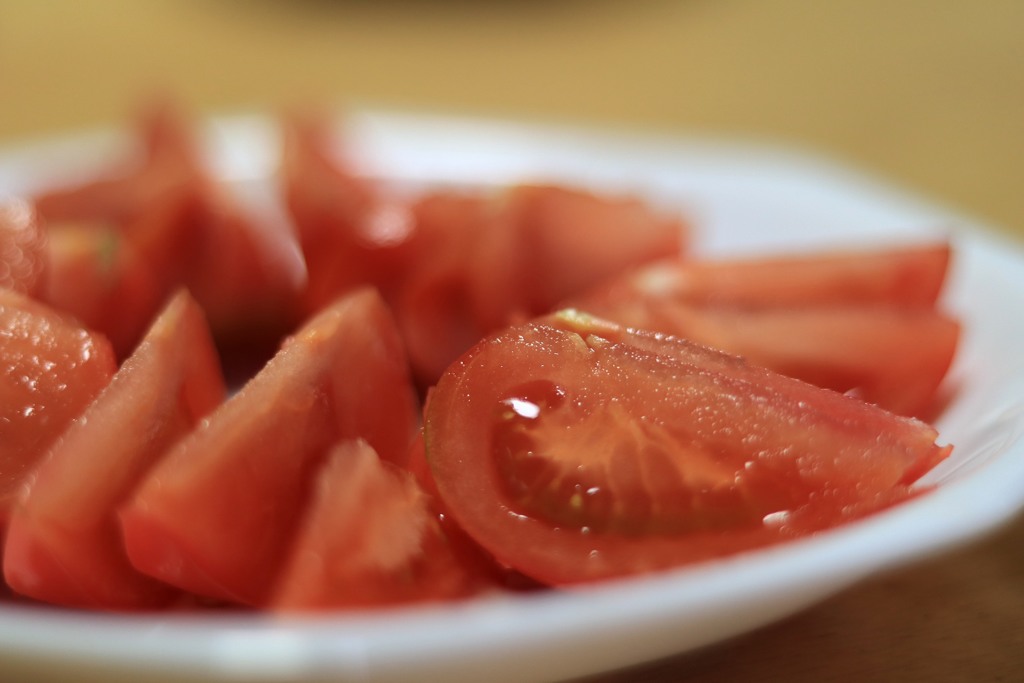 肴　トマト