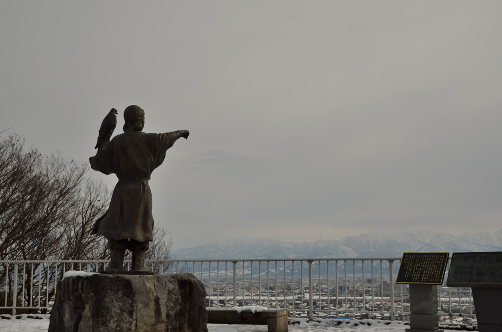 公園の銅像２
