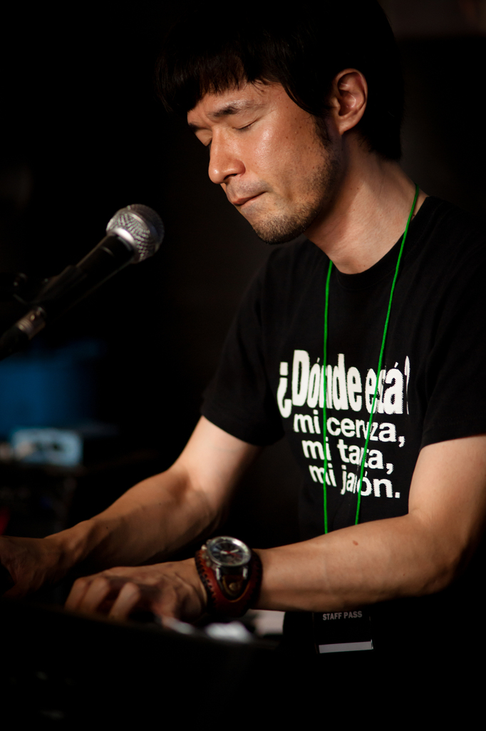 J-LIVE2011+1 / sDSC04539