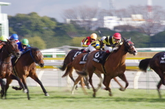 競合い