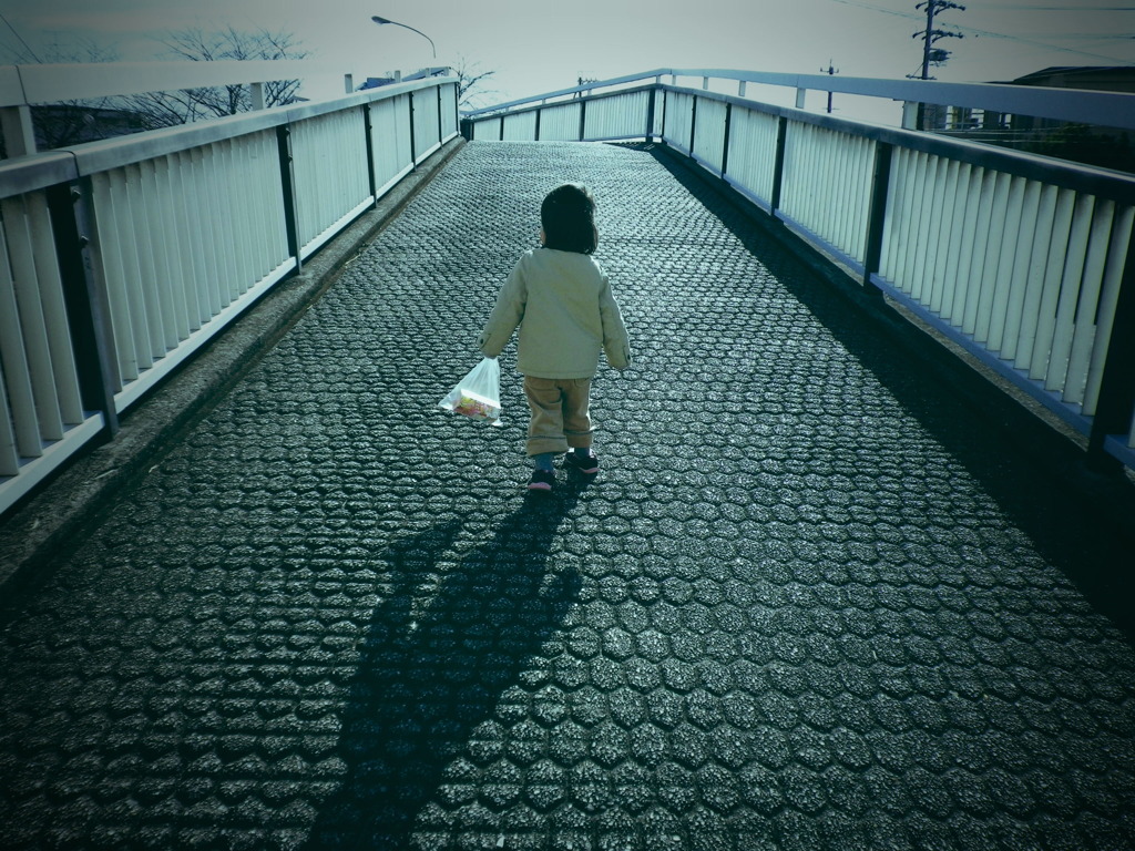 歩く