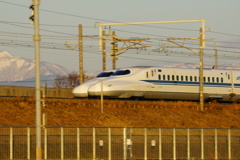 4353