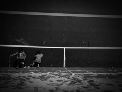 残雪のテニスコート(^^)