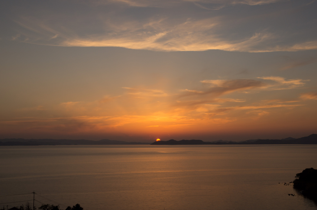 沈みゆく夕日