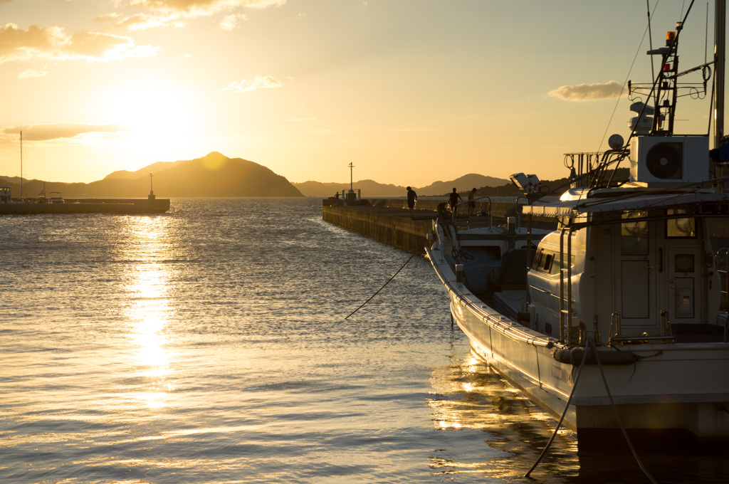 輝く夕日