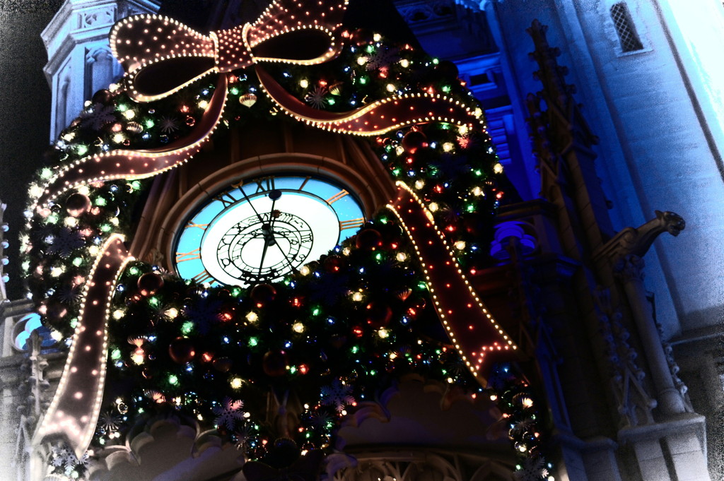a christmas clock