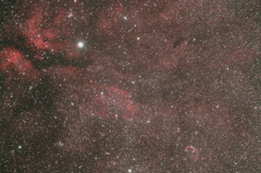 はくちょう座サドル周辺の散光星雲群