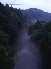 朝もやの中を流る…古座川