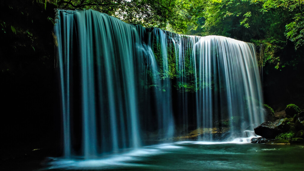 Waterfall showerⅡ