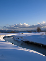 木橋と河のある冬色-Ⅱ