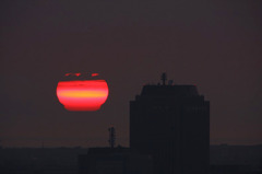 　日本海に沈む　　　B