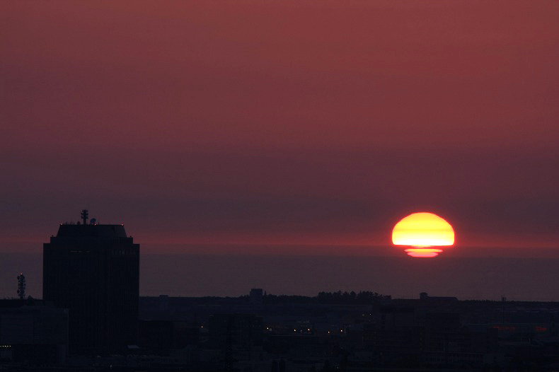 　変形夕陽　A