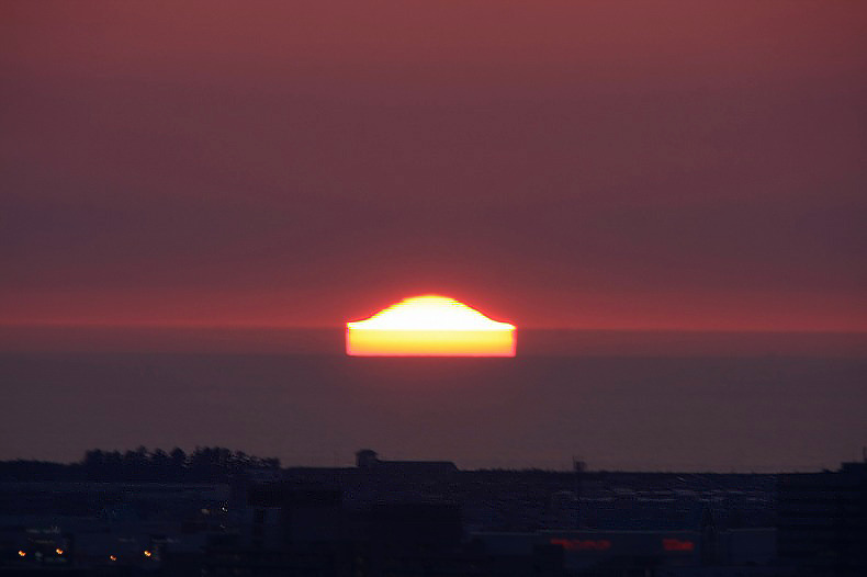 　変形夕陽　B