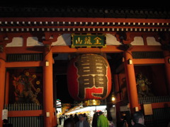 浅草寺。