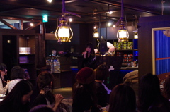 ロビンの弟子の手品師。