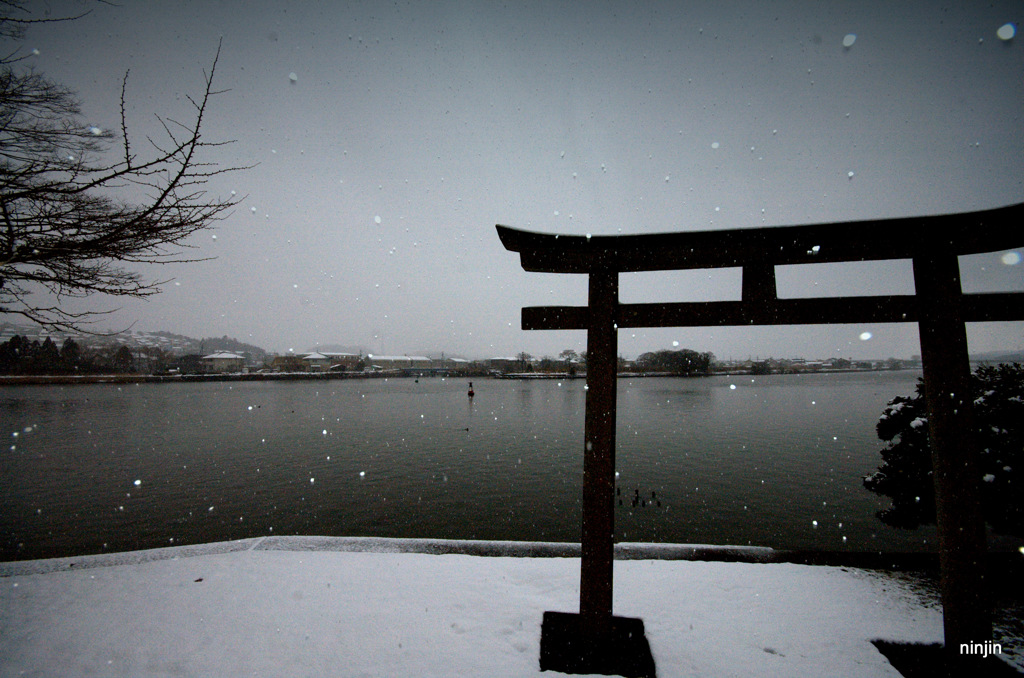 松江百景　名残り雪　6