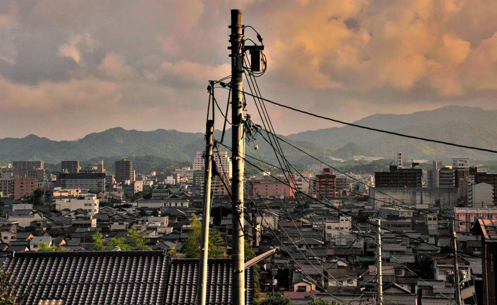 松江百景　朝日を浴びて　床几山より