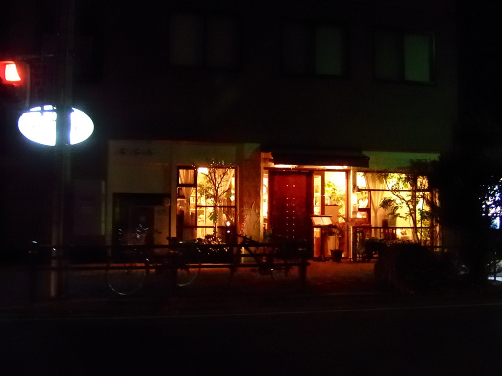 美容院-東区泉