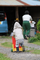 お荷物で〜す