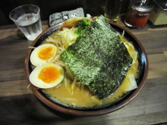 神田ラーメン わいず＠神田